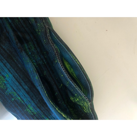 Old Navy Active Cropped Leggings - Picture 7 of 8